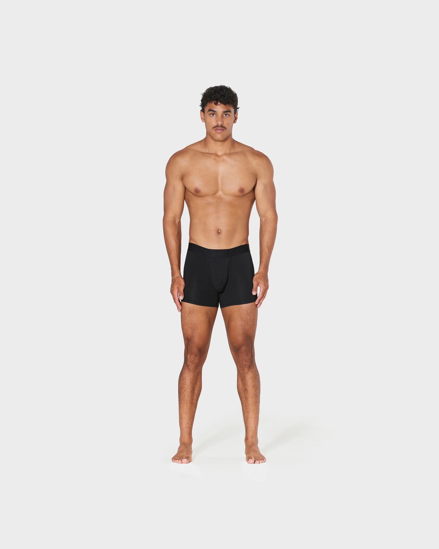 CLASSIC BLACK (SHORT) (BIG POUCH)